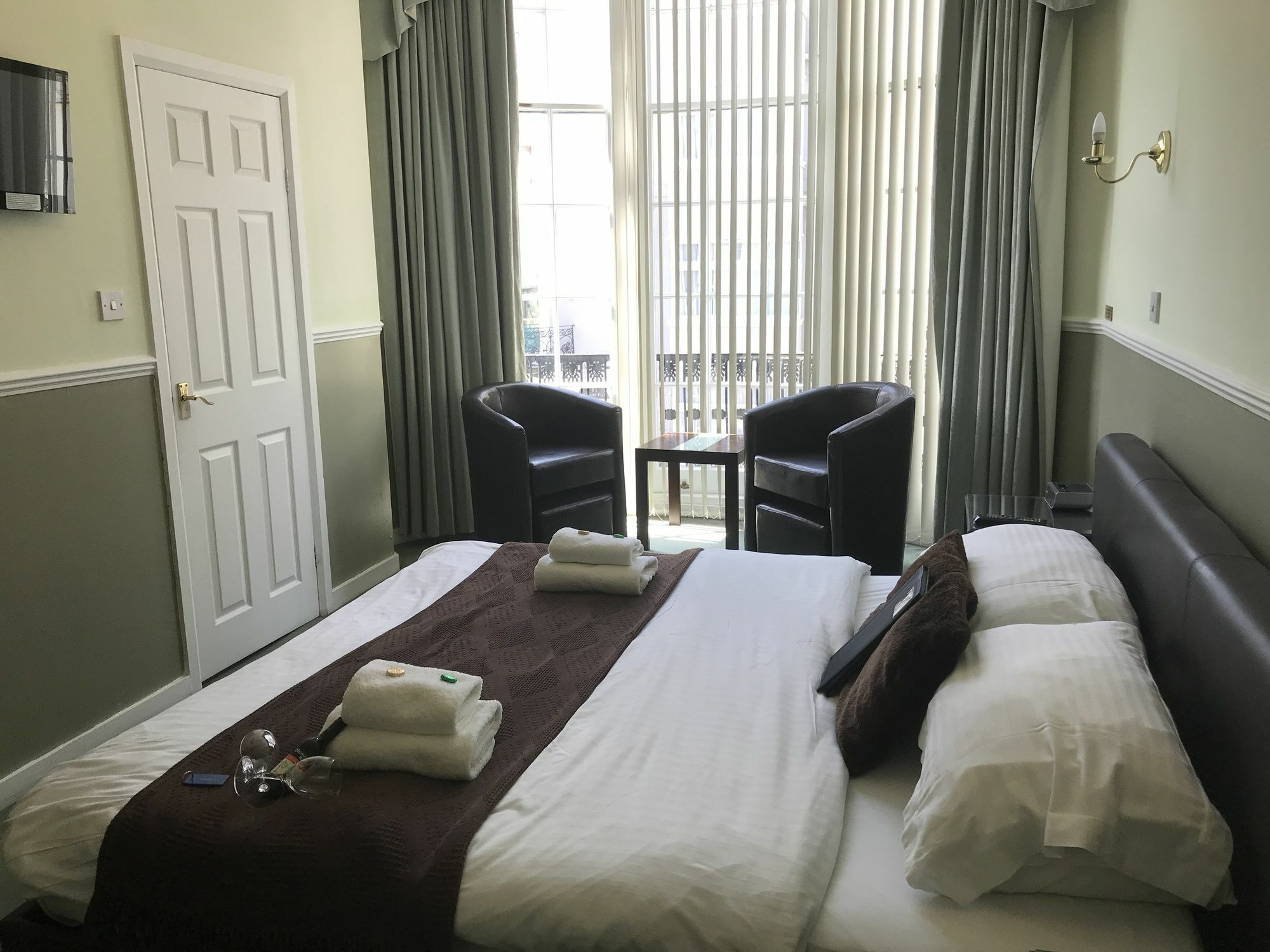 Kempfield House Brighton ภายนอก รูปภาพ